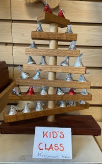 Kids Project Workshop - Making a Holiday Kiss-mas Tree